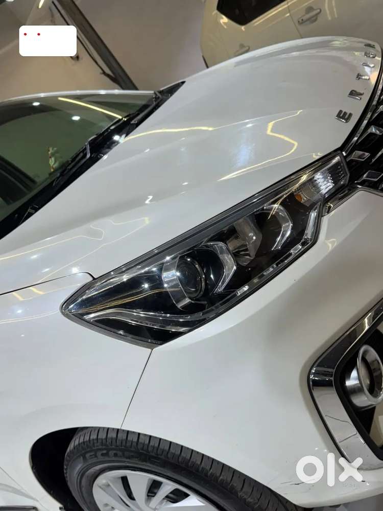 Maruti Suzuki Ertiga Vxi At, 2022, Petrol