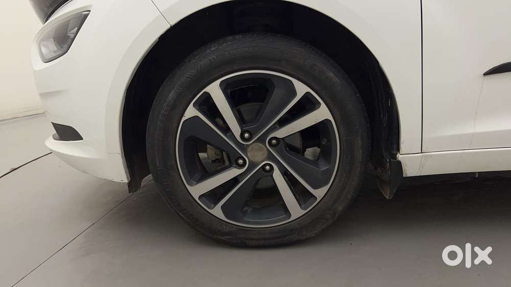 Tata Altroz 1.5 Xz Plus Diesel, 2022, Diesel