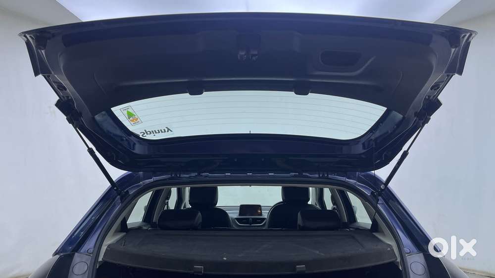 Tata Altroz Xza Petrol, 2022, Petrol