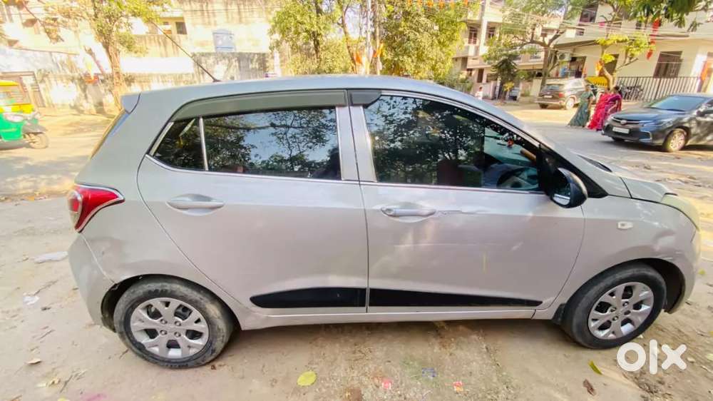 Hyundai Grand I10 2016 Diesel 85000 Km Driven All Documents Completed
