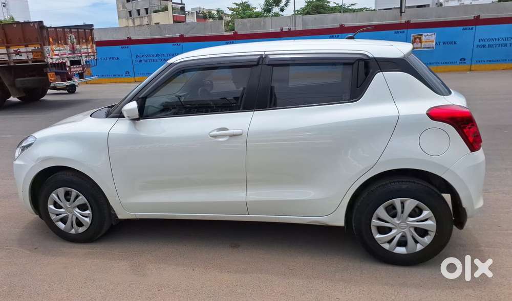 Maruti Suzuki Swift 1.2 Vxi (o), 2024, Petrol