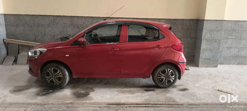 Well Maintained Tata Tiago Car