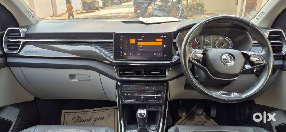 Skoda Kushaq 1.0 Tsi Style, 2022, Petrol