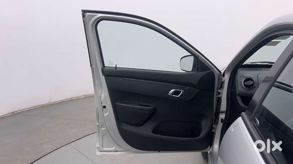Renault Kwid 1.0 Rxt Sce Special (o), 2018, Petrol