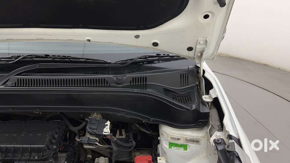 Tata Punch 1.2 Revotron Creative Amt Dual Tone, 2022, Petrol