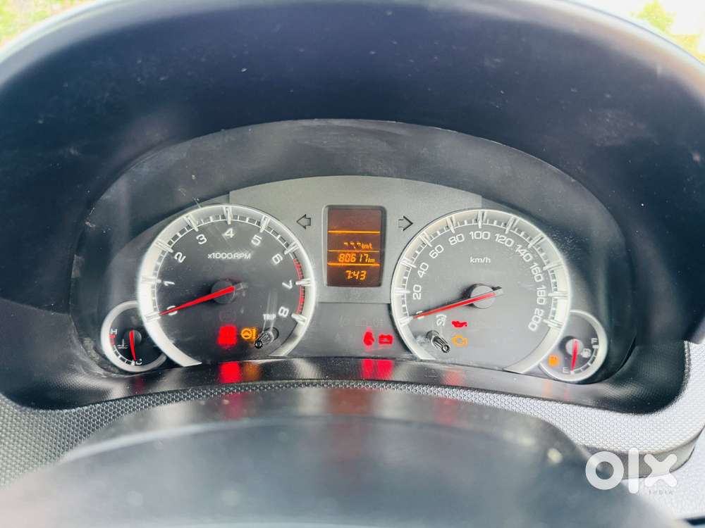 Maruti Suzuki Swift Vxi Abs Bsiv, 2015, Petrol