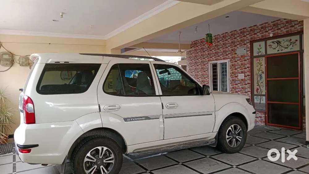 Tata Safari Storme 2020 Diesel 83303 Km Driven