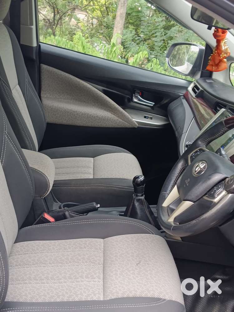 Toyota Innova Crysta 2.4 V, 2016, Diesel