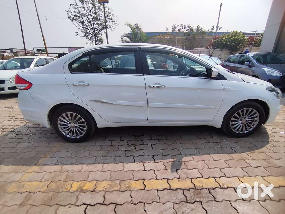 Maruti Suzuki Ciaz Smart Hybrid Alpha , 2018, Diesel