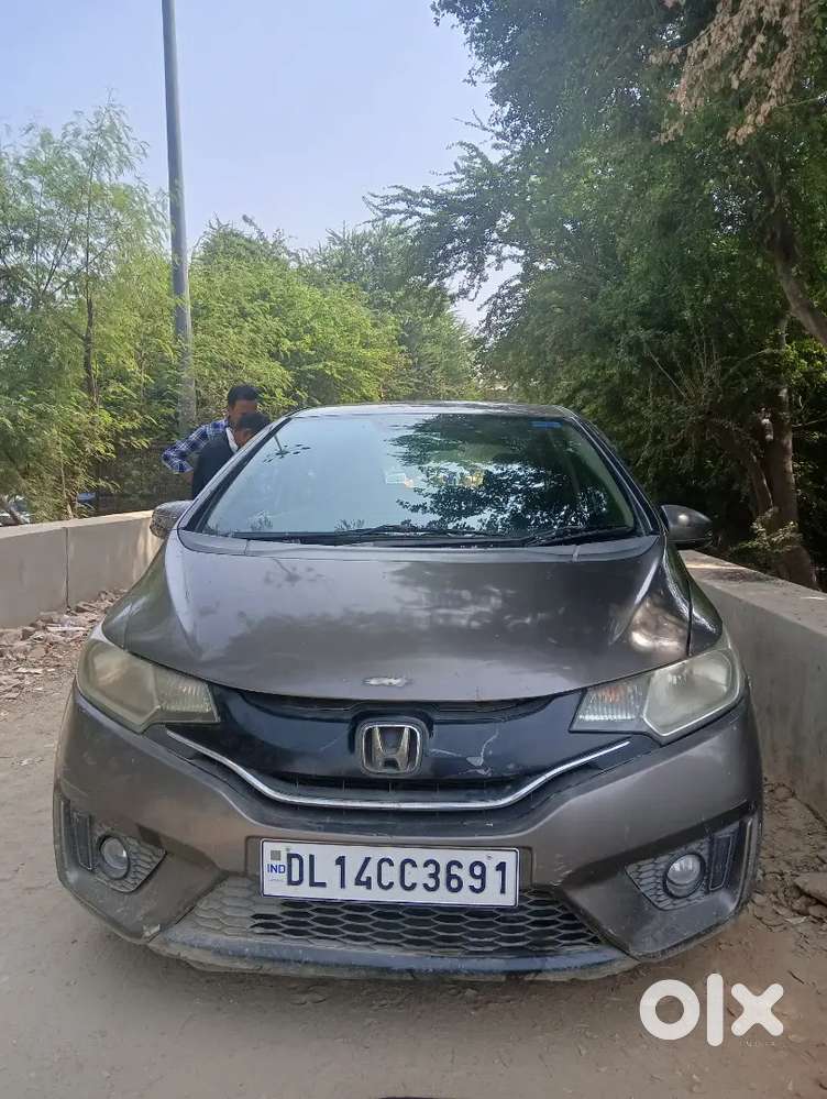 Honda Jazz I-vtec V Automatic 2015