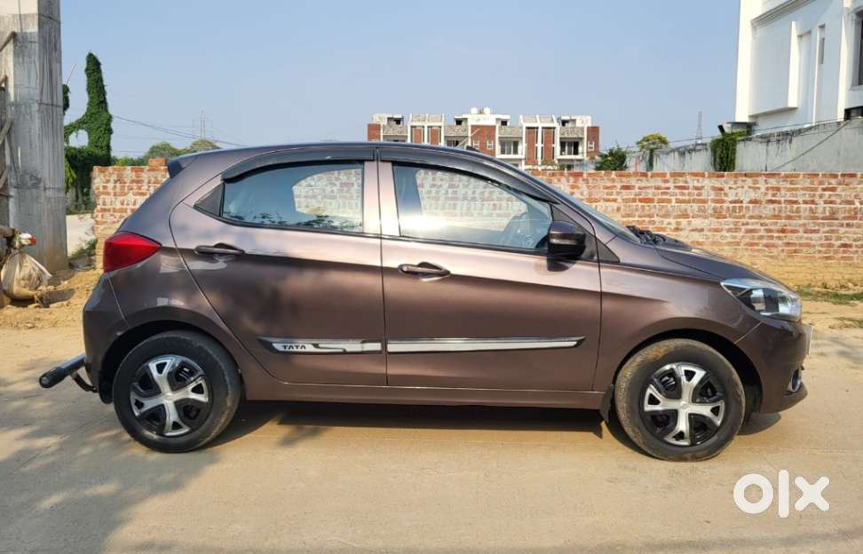 Tata Tiago Xz, 2016, Petrol