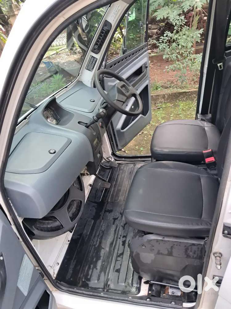 Bajaj Qute Quadricycle Car
