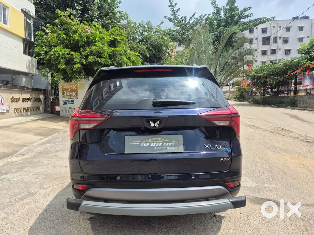 Mahindra Xuv700 2.0 Ax 7 Petrol Mt Str, 2024, Petrol
