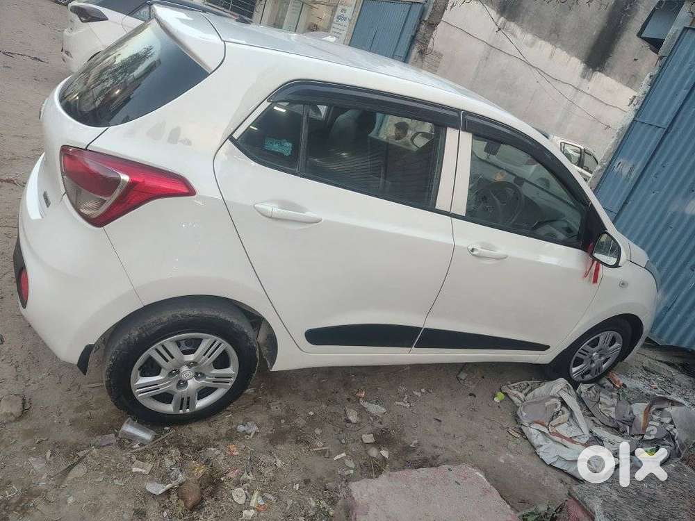 Hyundai Grand I10 2013-2016 Sportz Edition, 2017