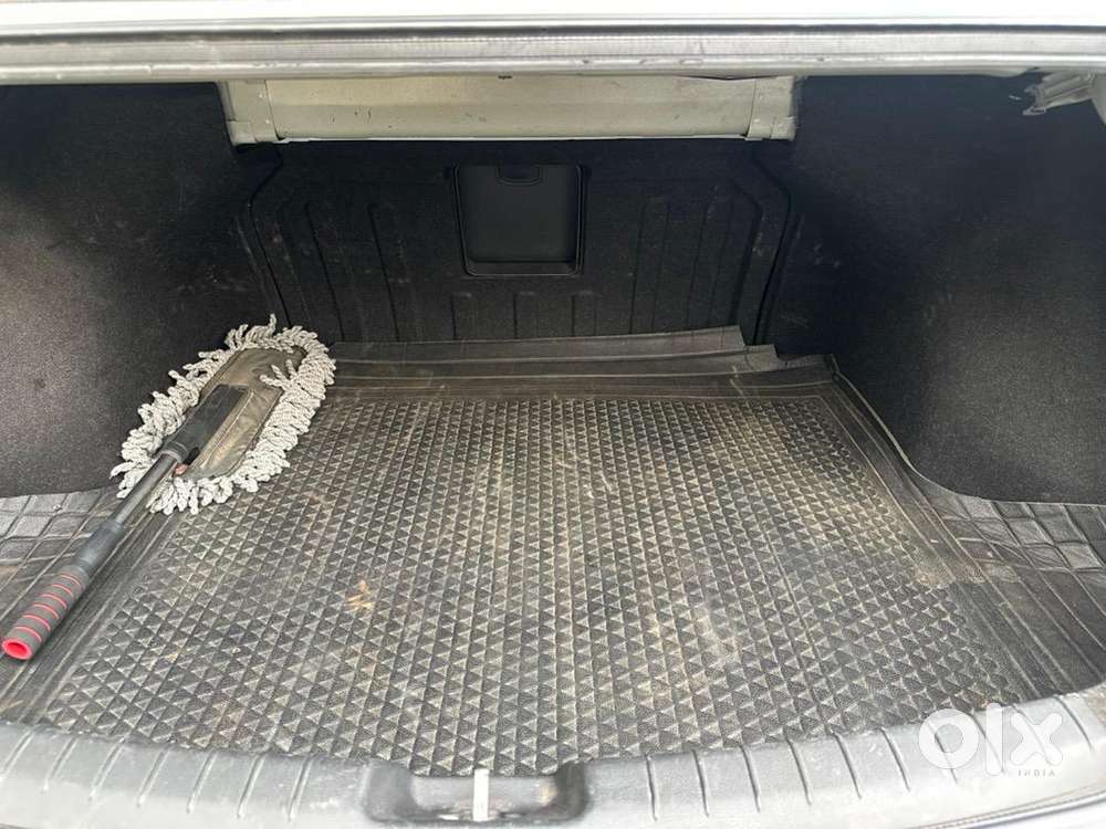 Hyundai Petrol Manual 2018