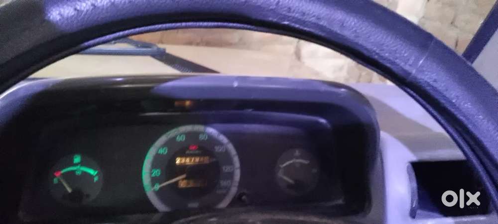 Gadi Ek Number 
Koi Kami Nahi Chalane Me