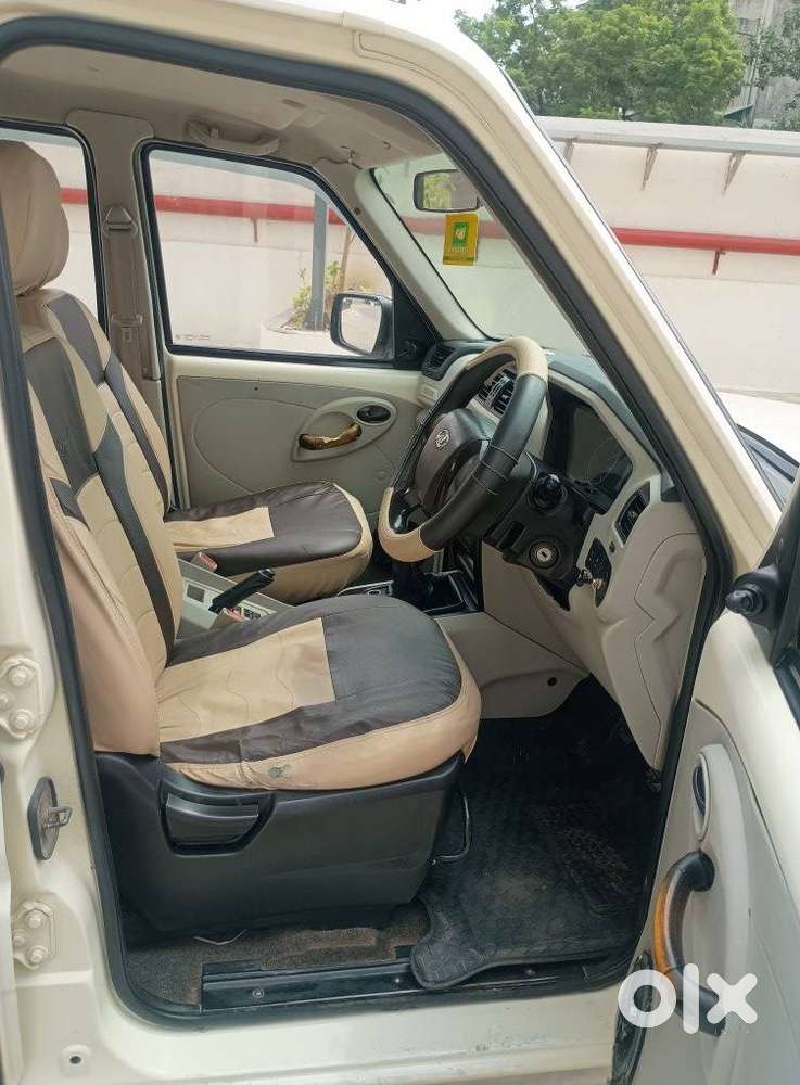 Mahindra Scorpio, 2015, Diesel