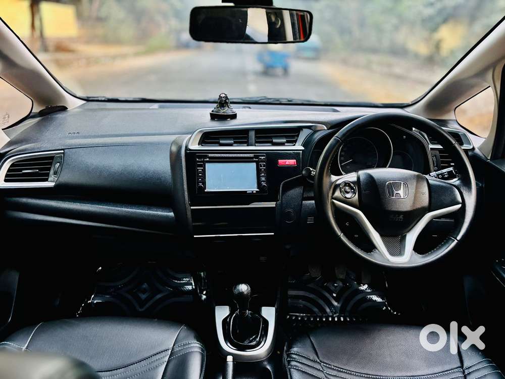 Toyota Innova Crysta 2.7 Gx Mt 8s, 2019, Diesel