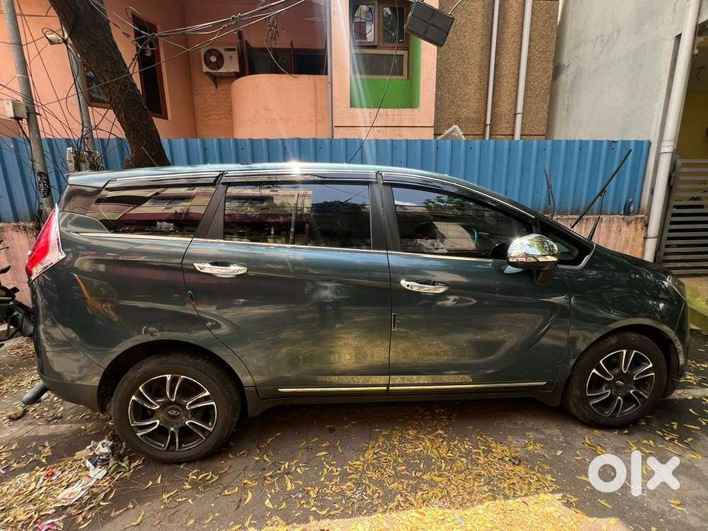 Mahindra Marazzo M8 2020 Diesel