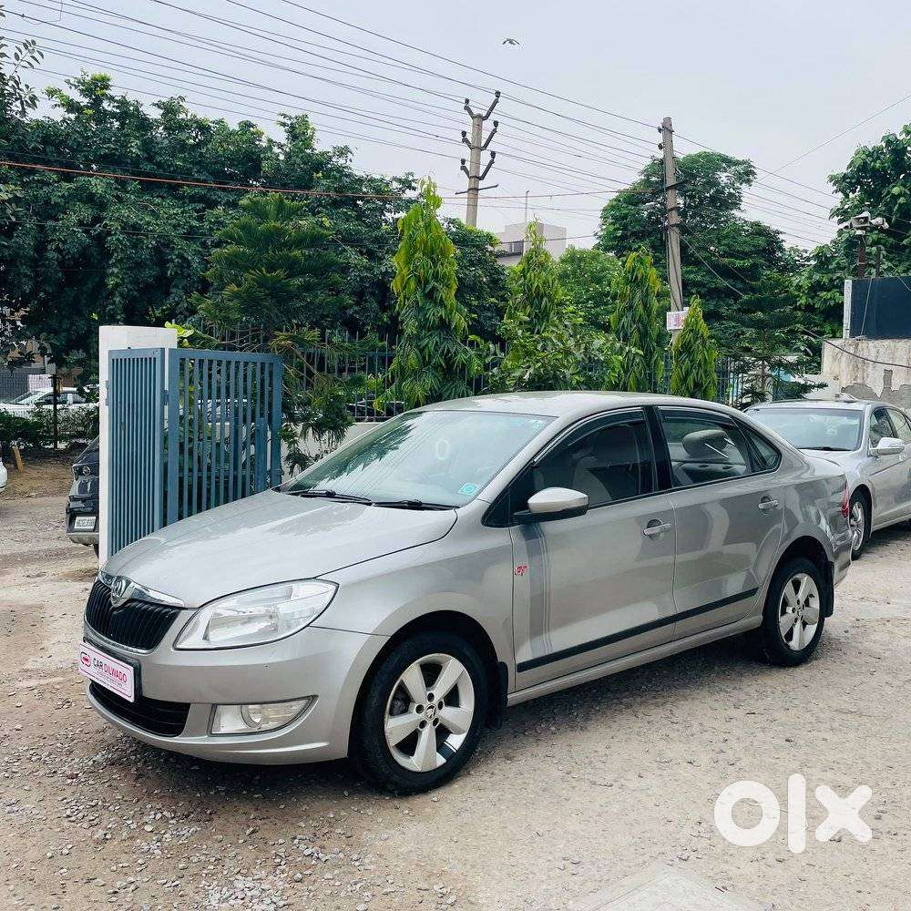 Skoda Rapid 1.6 Mpi Elegance, 2017, Petrol