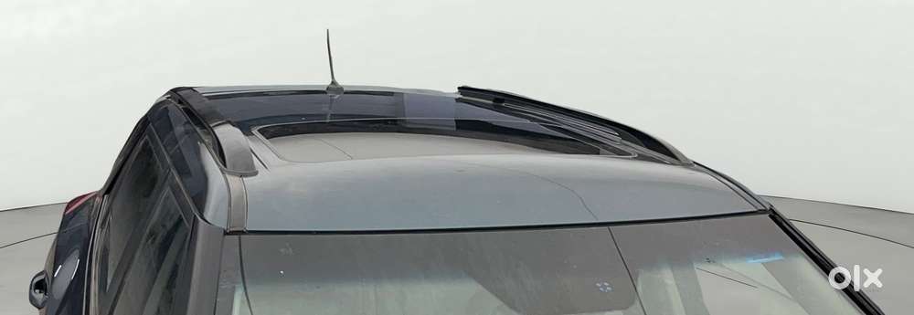 Mahindra Xuv300 1.2 W8 (o) Amt Petrol, 2021, Petrol