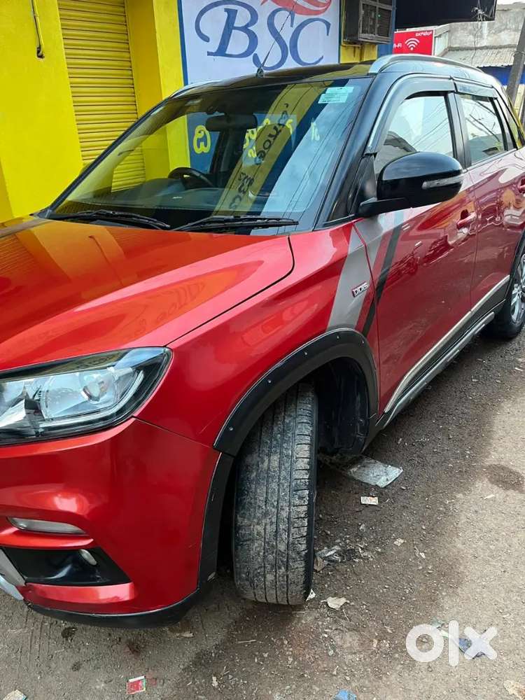 Brezza Zdi+dual Tone, Single Own, Well Maintained