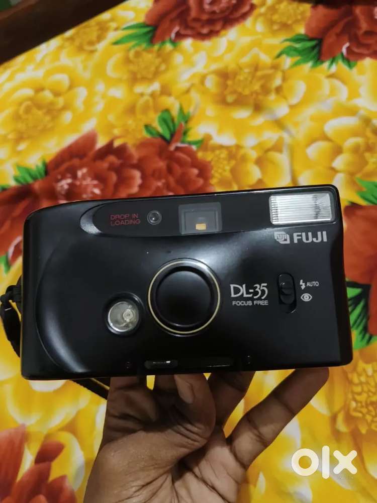FUJI , DL-35 FOCUS FREE CAMERA