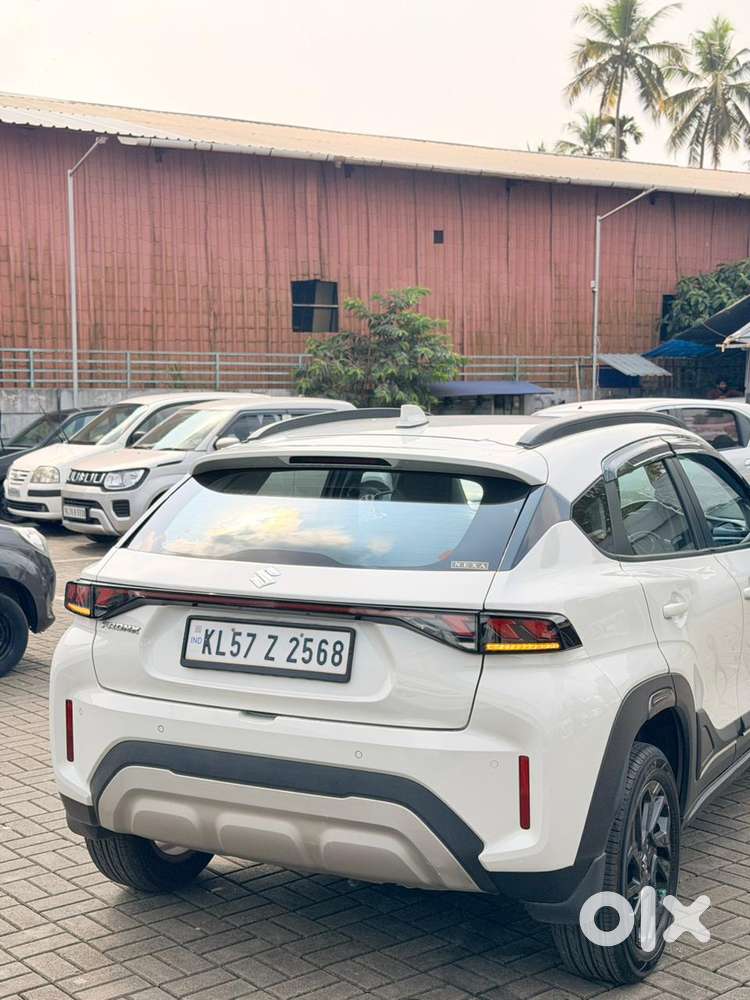 Maruti Suzuki Fronx Delta Plus 1.2l Ags, 2023, Petrol