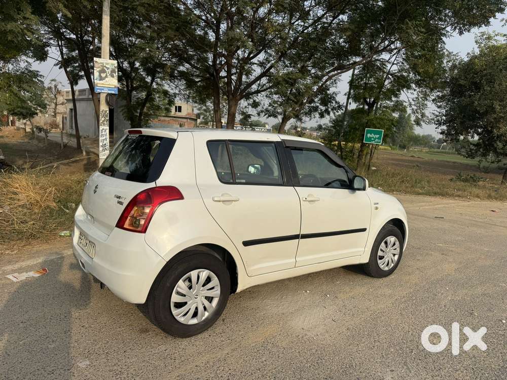 Maruti Suzuki Swift Vdi Bsiii, 2010, Diesel