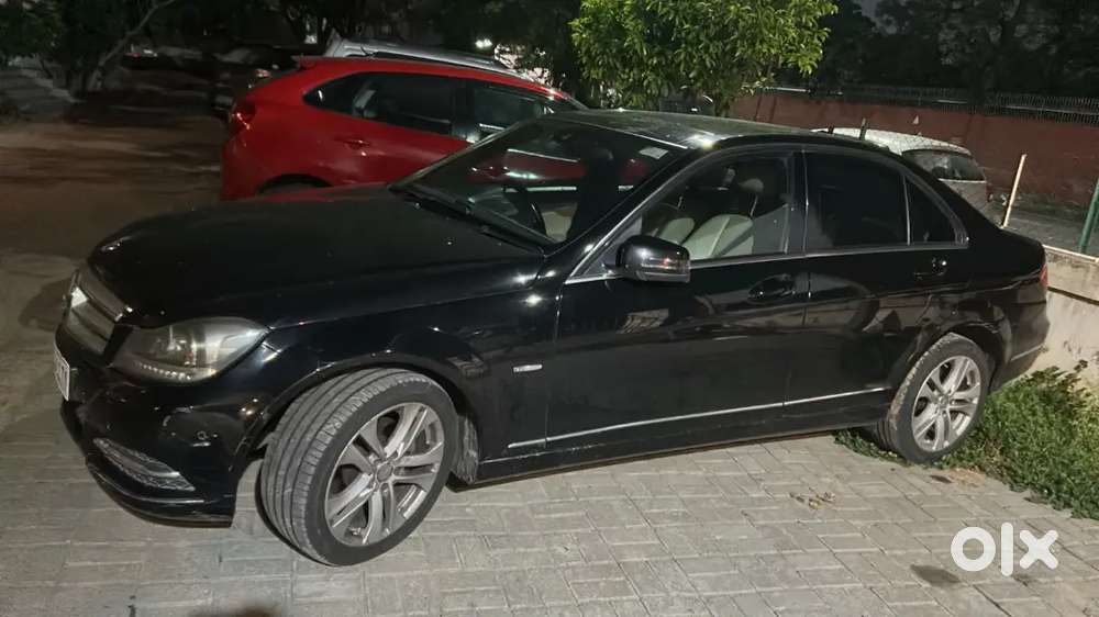 Mercedes-benz C-class 2011 Petrol