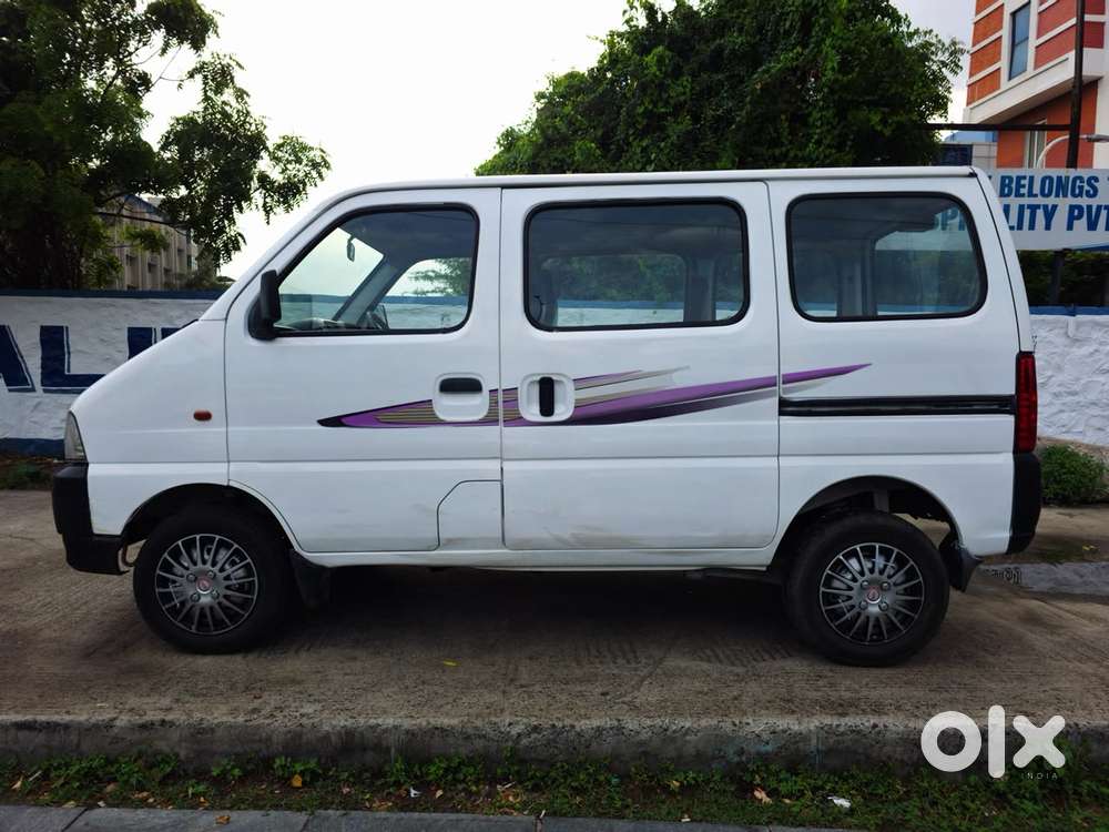 Maruti Suzuki Eeco 5 Seater Ac, 2017, Petrol