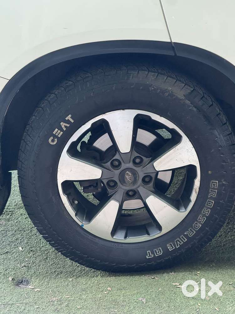 Mahindra Alturas G4 4wd At, 2019, Diesel