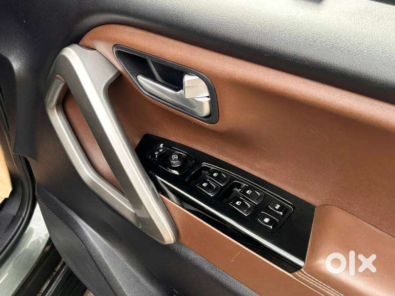 Mahindra Scorpio-n 2.0 Z8 Petrol At 7 Str, 2024, Petrol