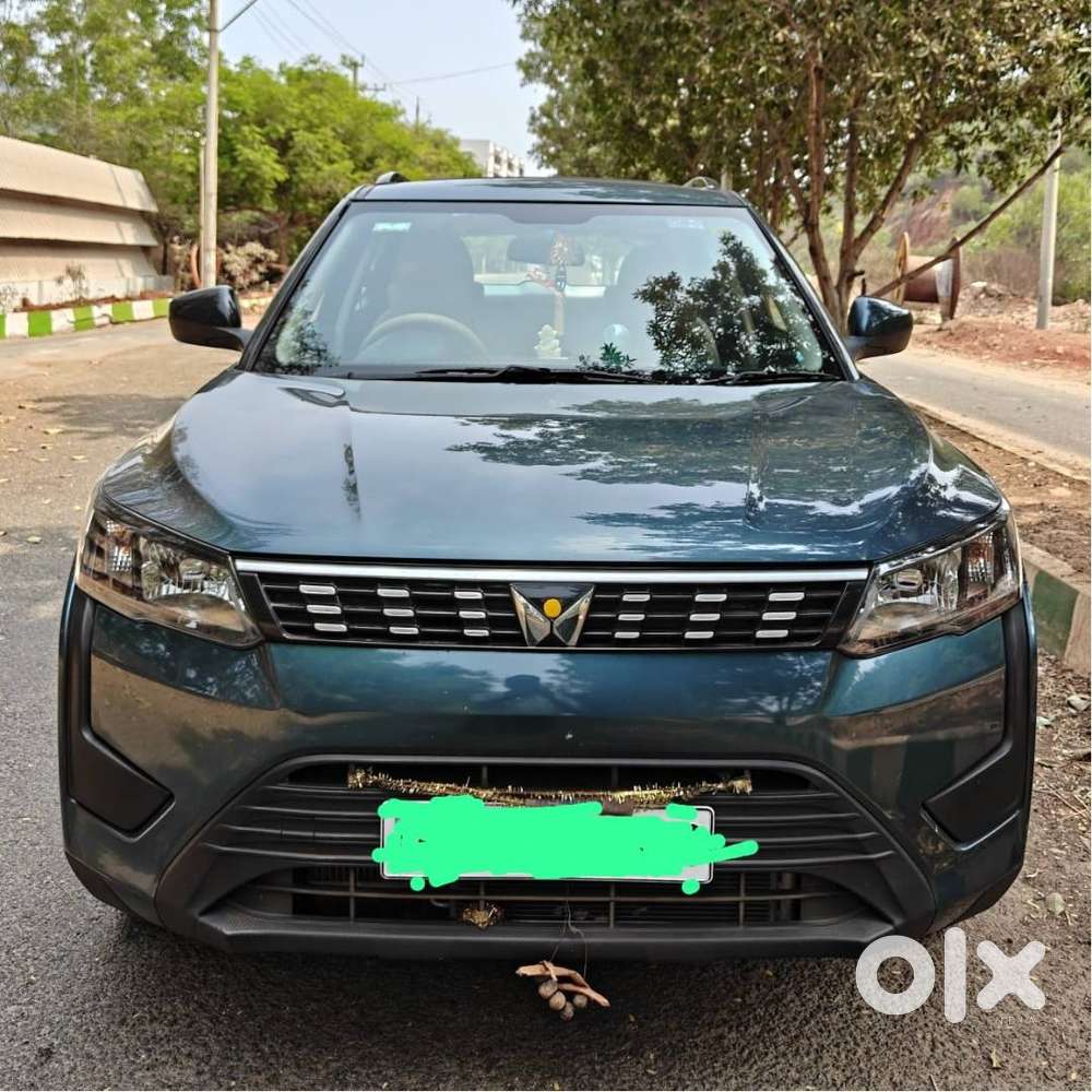 Mahindra Xuv 2023 Model Car For Sale