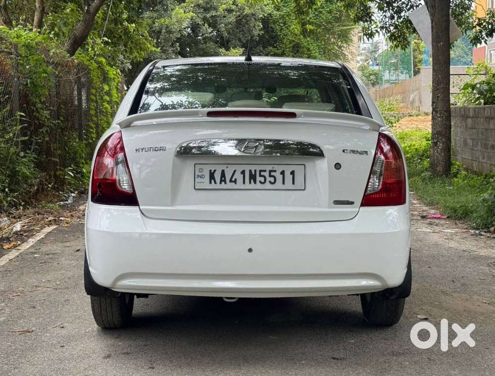 Hyundai Verna Vtvt 1.6 Sx, 2010, Petrol