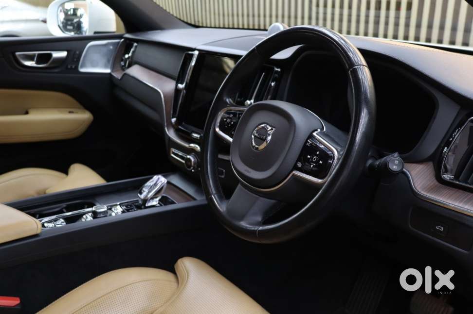 Volvo Xc60 2.0 B5 Ultimate, 2023, Petrol