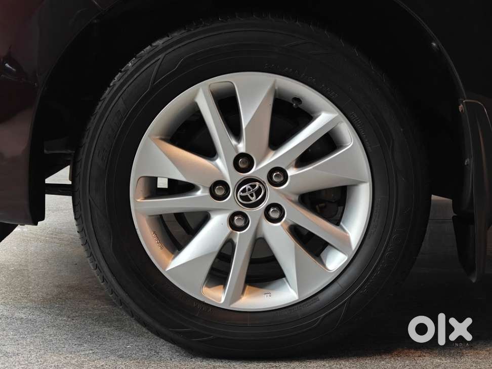 Toyota Innova Crysta 2.4 Gx Mt 8s, 2019, Diesel