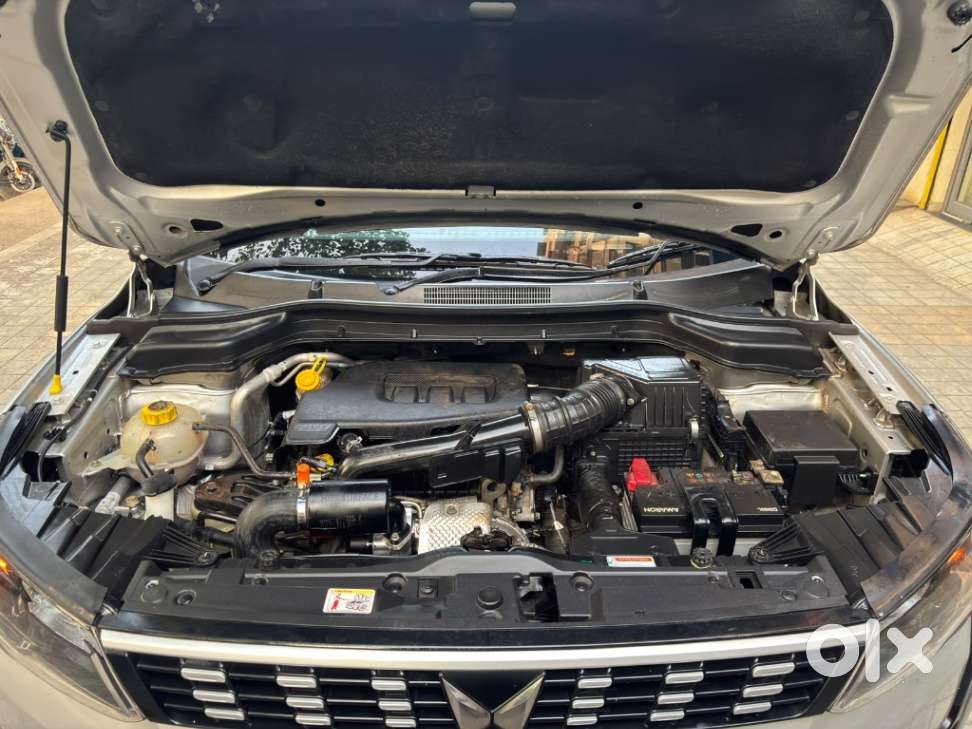 Mahindra Xuv300 W6, 2023, Petrol
