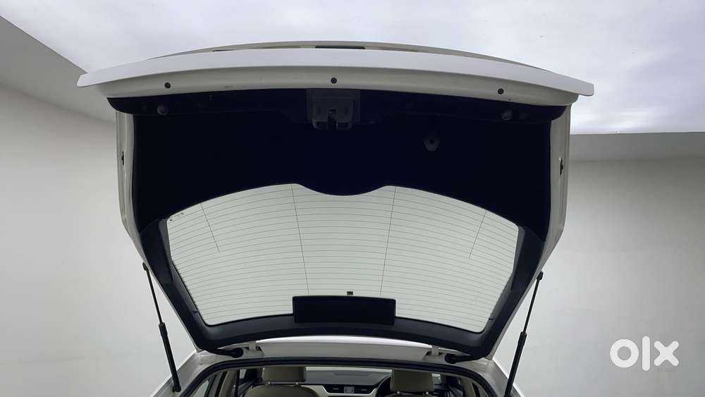 Skoda Octavia 2013-2017 Ambition Plus 1.8 Tsi At, 2016, Petrol