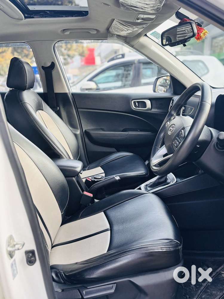 Hyundai Venue 1.0 Sx (o) Turbo Dct Dual Tone, 2019, Petrol