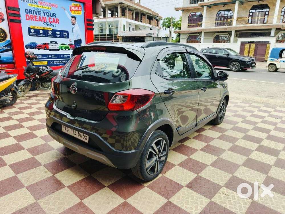 Tata Tiago 1.05 Revotorq Xz Plus Dualtone, 2023, Petrol
