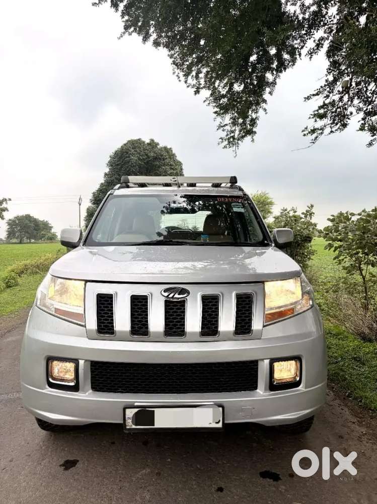Mahindra Tuv 300 T6 2016 Variant