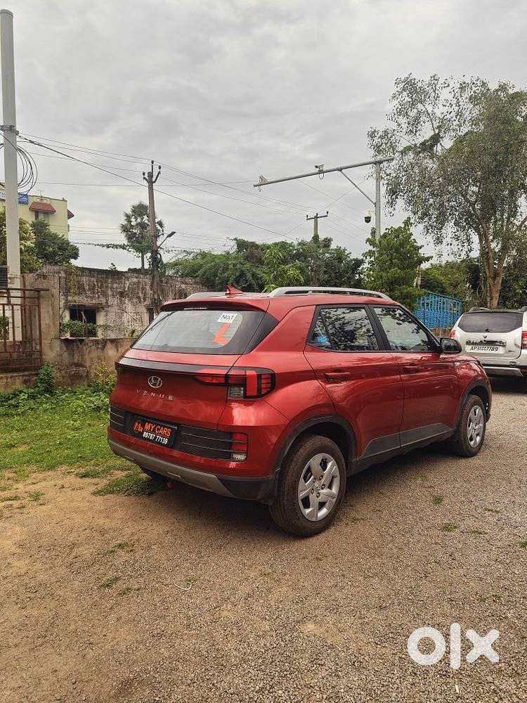 Hyundai Venue S, 2022, Petrol