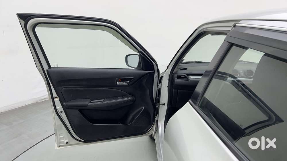 Maruti Suzuki Swift Vvt Vxi, 2019, Petrol