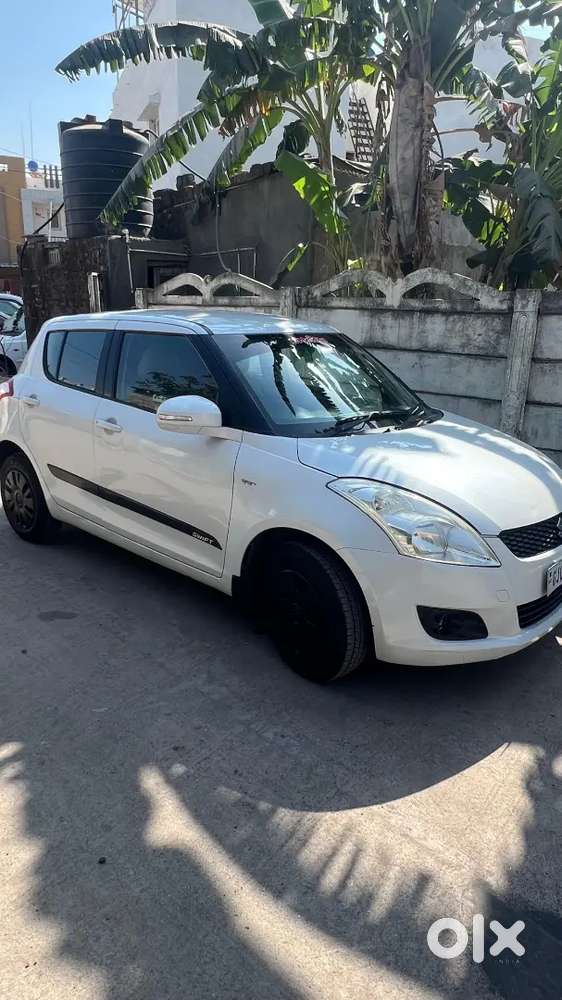 Maruti Suzuki Swift 2011 Cng & Hybrids 165000 Km Driven