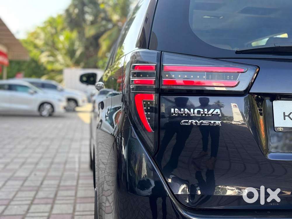 Toyota Innova Crysta Zx 2.4 Diesel 7 Seater, 2022, Diesel