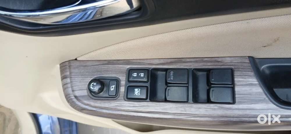 Maruti Suzuki Dzire Vxi Ags, 2025, Petrol