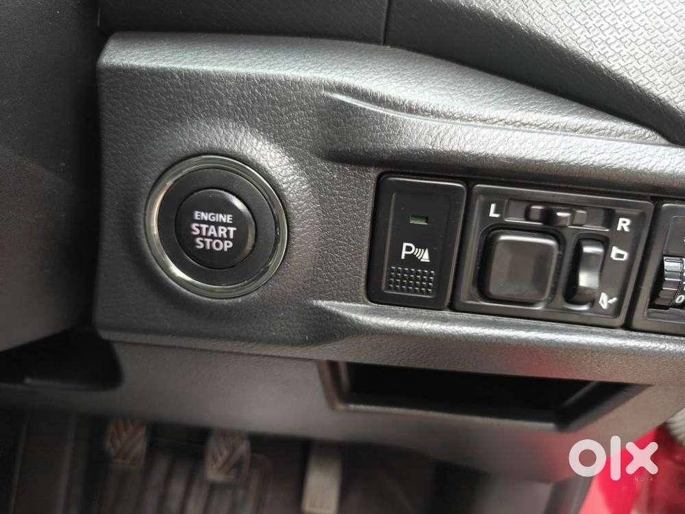 Maruti Suzuki Brezza Zdi+ Dual Tone, 2016, Diesel