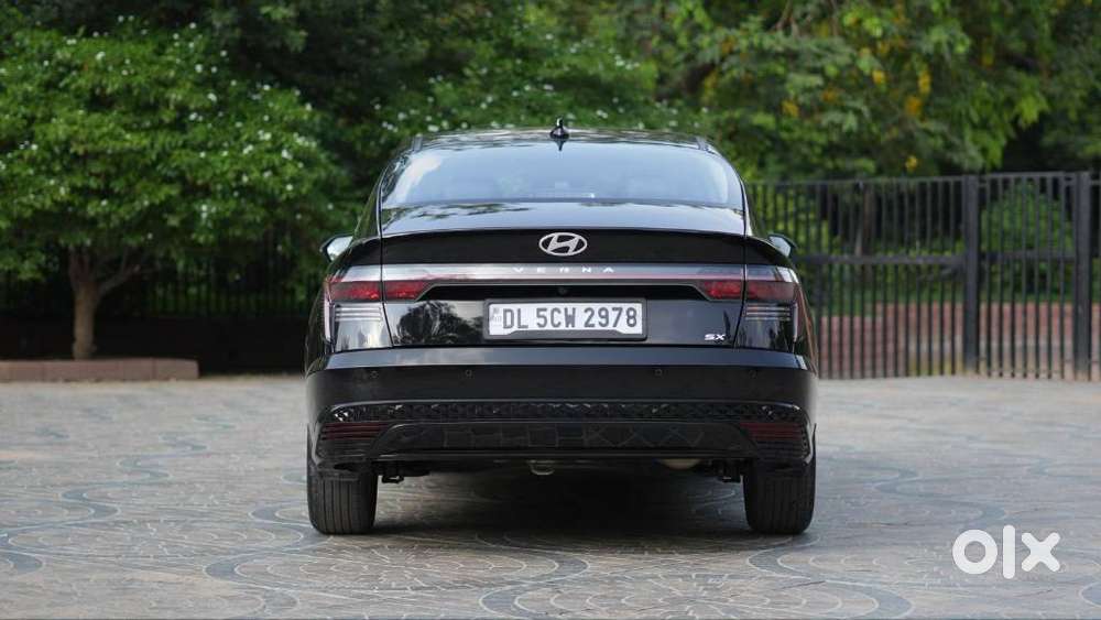 Hyundai Verna 1.5 Sx Ivt, 2024, Petrol