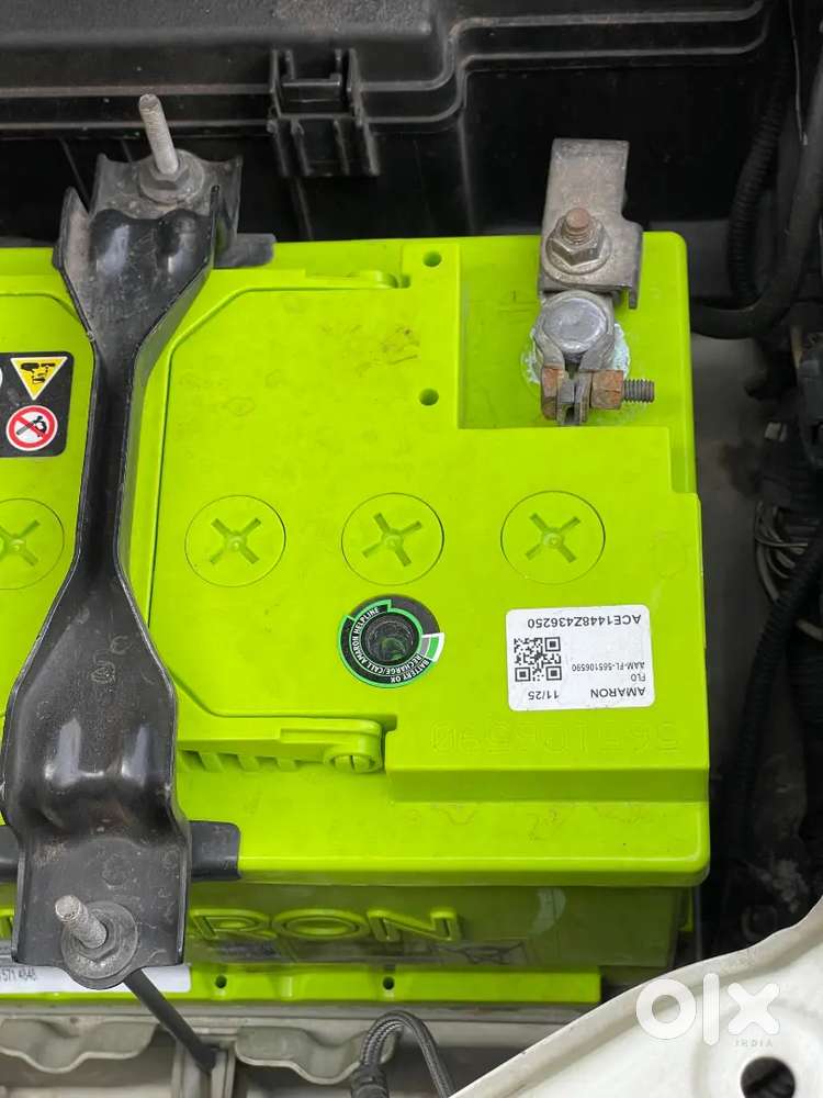 Innova Crysta 2.4 V 7 Seater